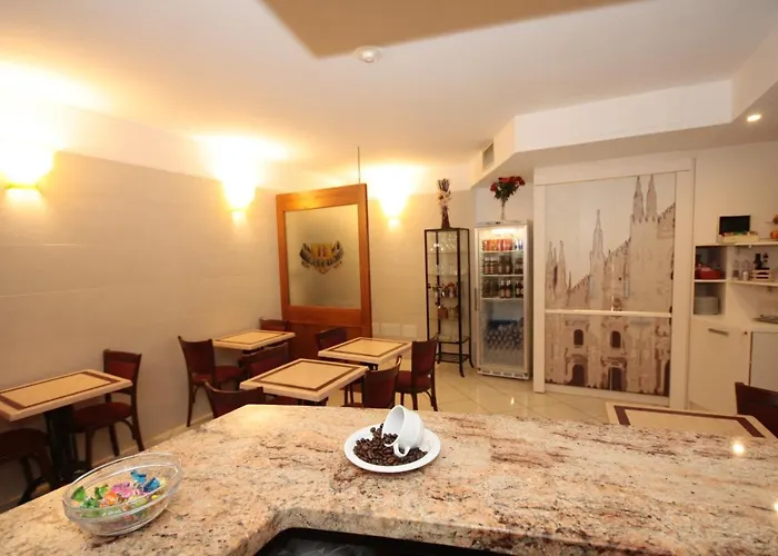 Ξενοδοχείο Astrid 2*