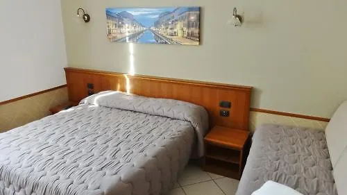 Astrid 2* Μιλάνο